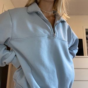 Brandy Melville pullover